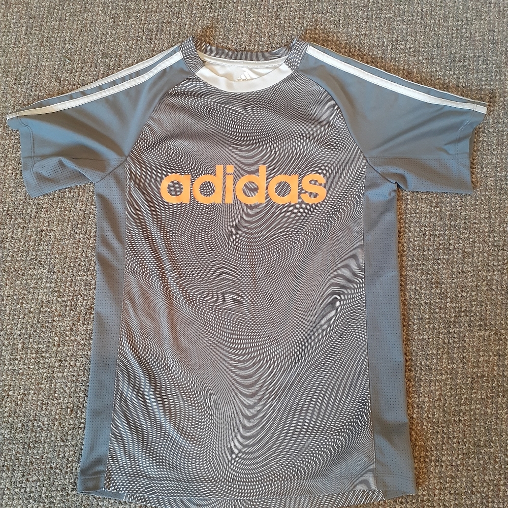 Adidas tee* Youth size Medium